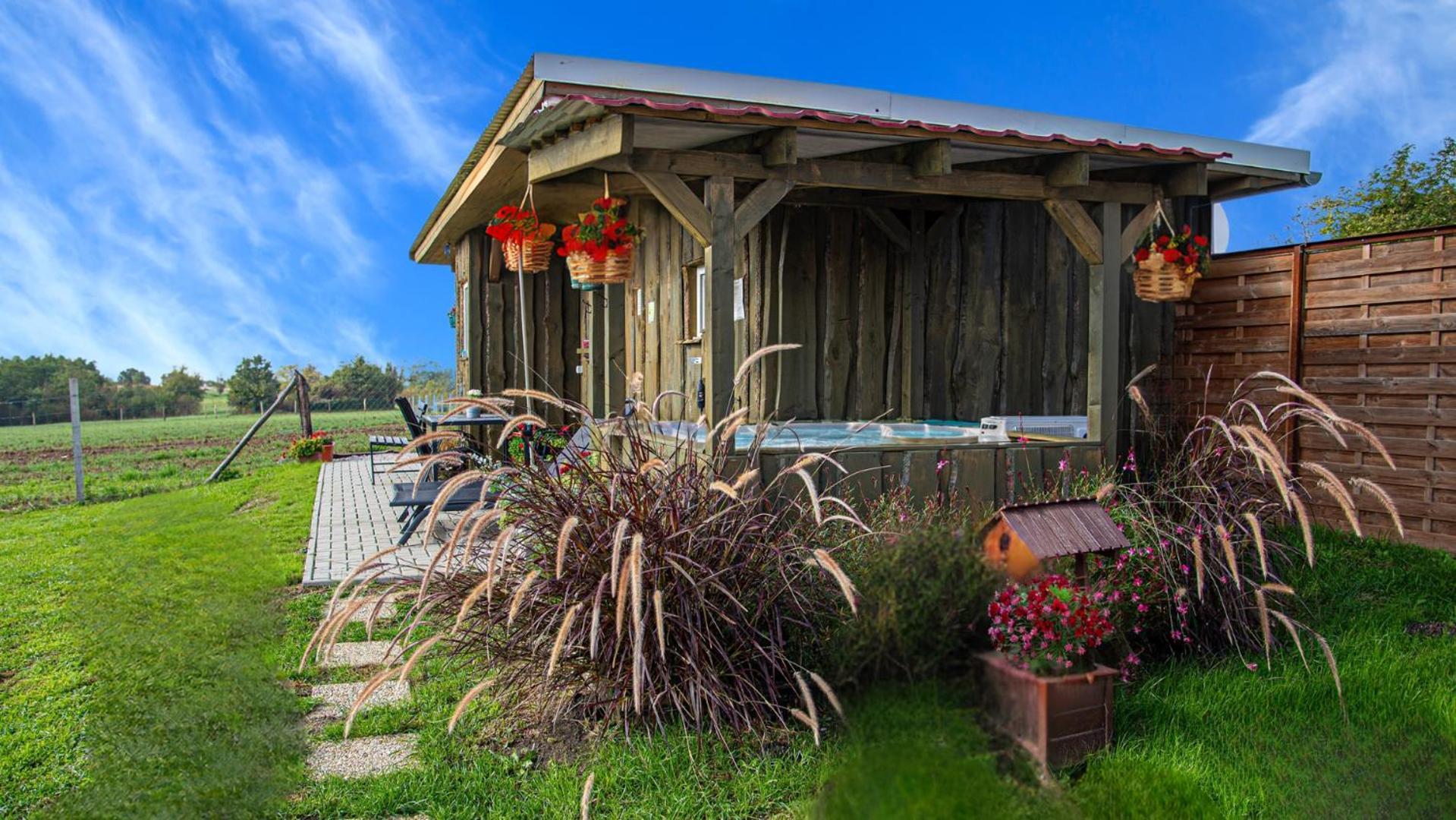 Romantic Jacuzzi Hideaway Near Heviz Rezi Екстер'єр фото